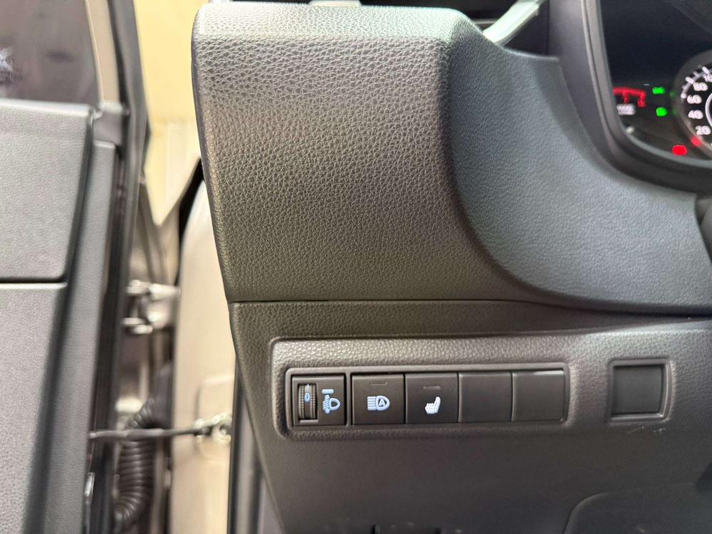 Toyota Corolla 2024 car image #17