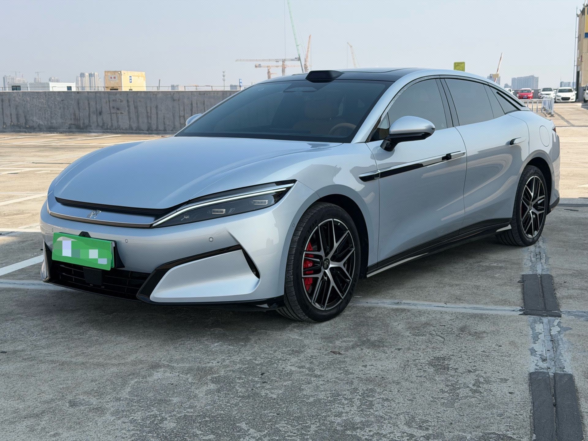 BYD HanL 2025 BYD HanL 2025 صورة سيارة