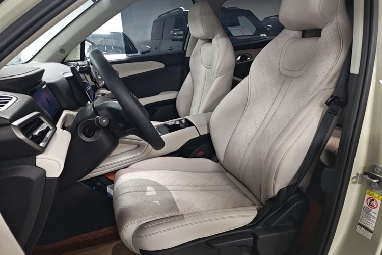 BYD YuanUP 2024 #15 BYD YuanUP 2024 изображение автомобиля #15