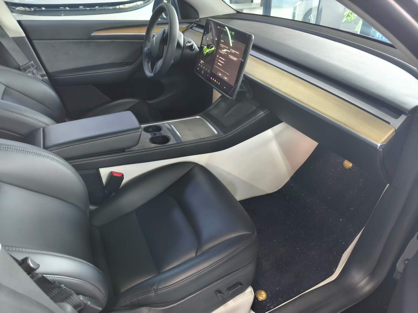 Tesla Model Y 2023 #3 Tesla Model Y 2023 immagine di auto #3