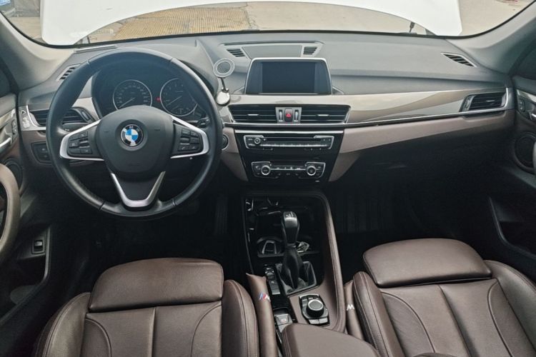 BMW X1 2017 #10 BMW X1 2017 car image #10