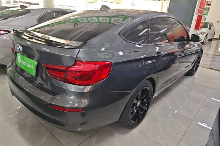 BMW 3 Series GT 2018 car image #5