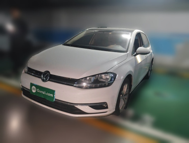 Volkswagen Golf 2018 صورة سيارة 