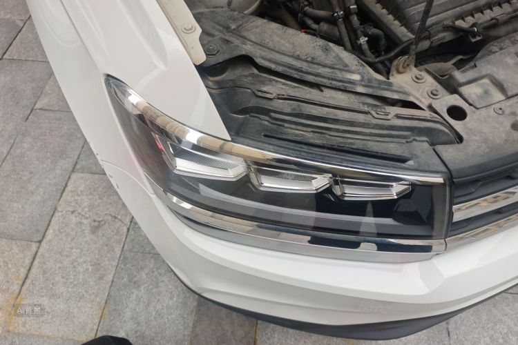 Volkswagen Tharu 2020 car image #8