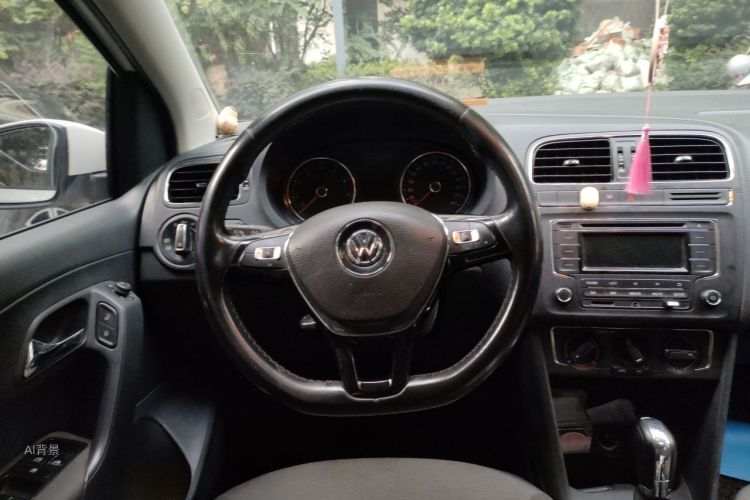 Volkswagen Polo 2017 #12 Volkswagen Polo 2017 car image #12