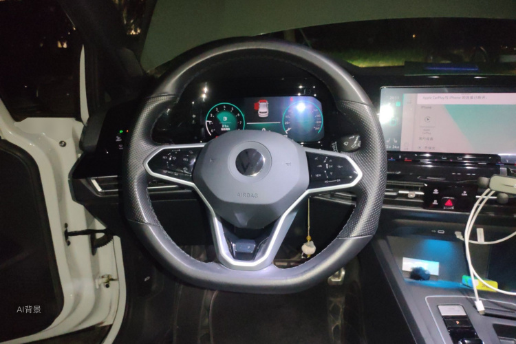 Volkswagen Golf 2022 immagine di auto #12