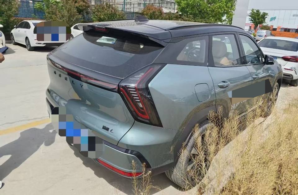 GEELY Boyue L 2025 car image #6