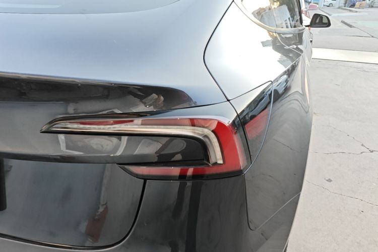 Tesla Model 3 2024 #8 Tesla Model 3 2024 car image #8