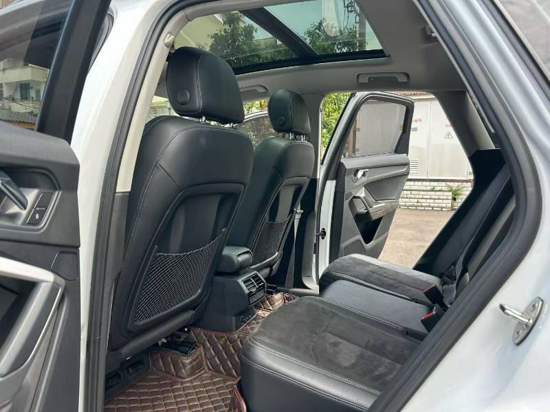 Audi Q3 2019 #6 Audi Q3 2019 car image #6