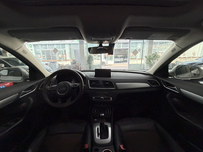 Audi Q3 2018 #6 Audi Q3 2018 car image #6