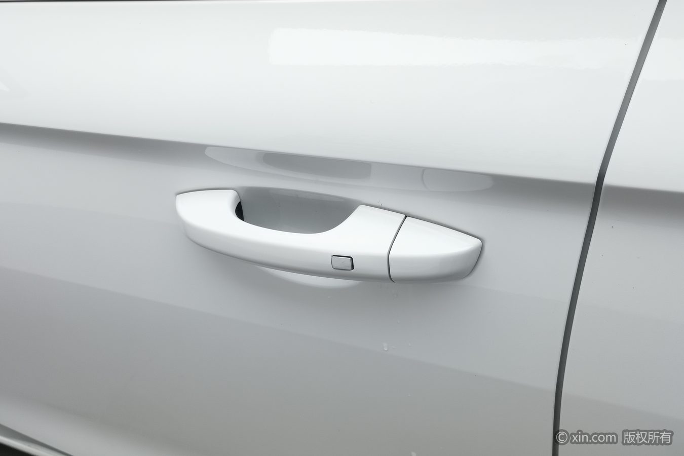 GEELY Emgrand 2024 car image #19