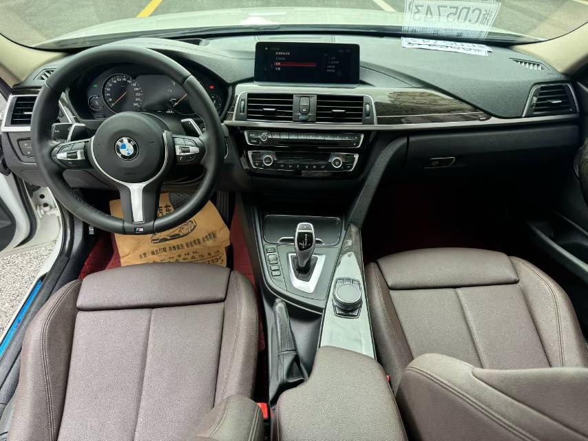 BMW 3 Series 2019 #7 BMW 3 Series 2019 car image #7