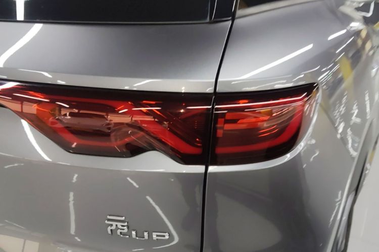 BYD YuanUP 2025 #8 BYD YuanUP 2025 immagine di auto #8