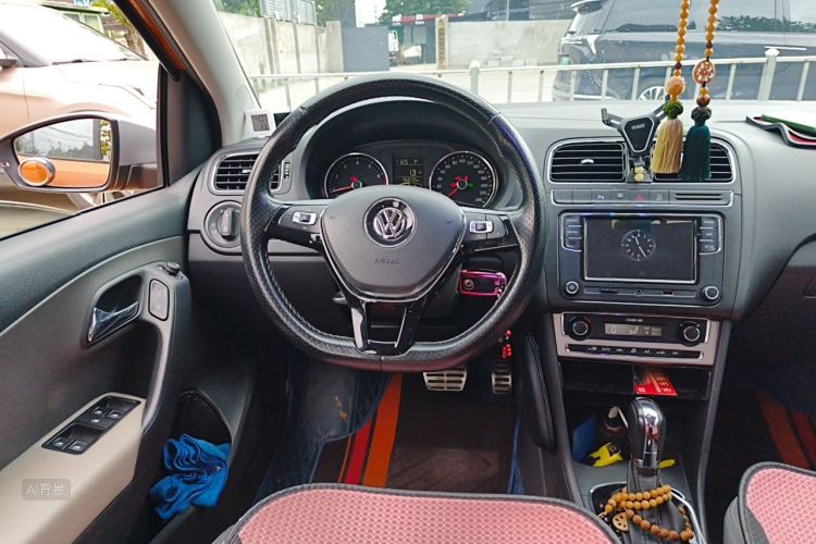 Volkswagen Polo 2016 #12 Volkswagen Polo 2016 car image #12