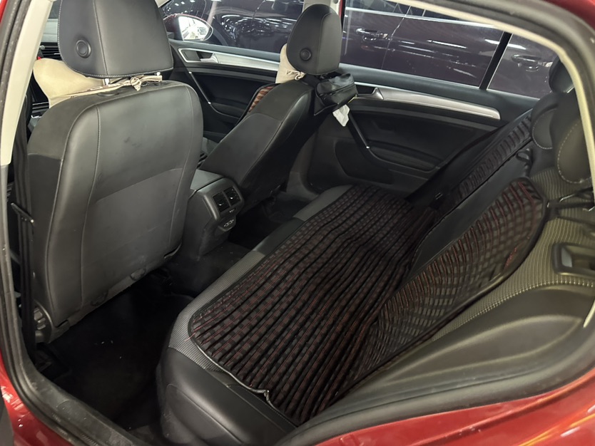 Volkswagen Golf 2019 #4 Volkswagen Golf 2019 car image #4