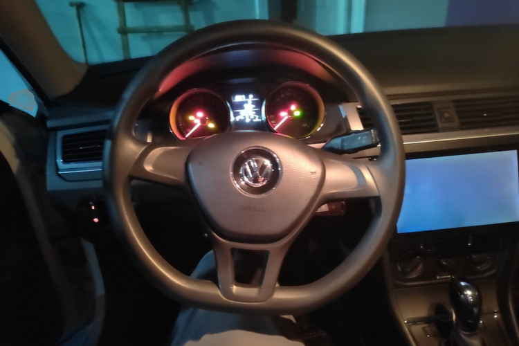 Volkswagen Bora 2018 #11 Volkswagen Bora 2018 صورة سيارة #11