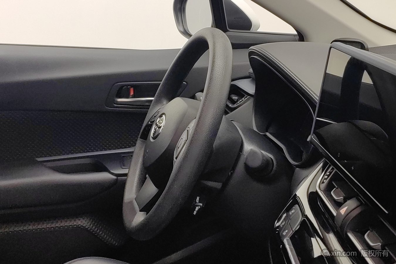 Toyota Izoa 2024 car image #23