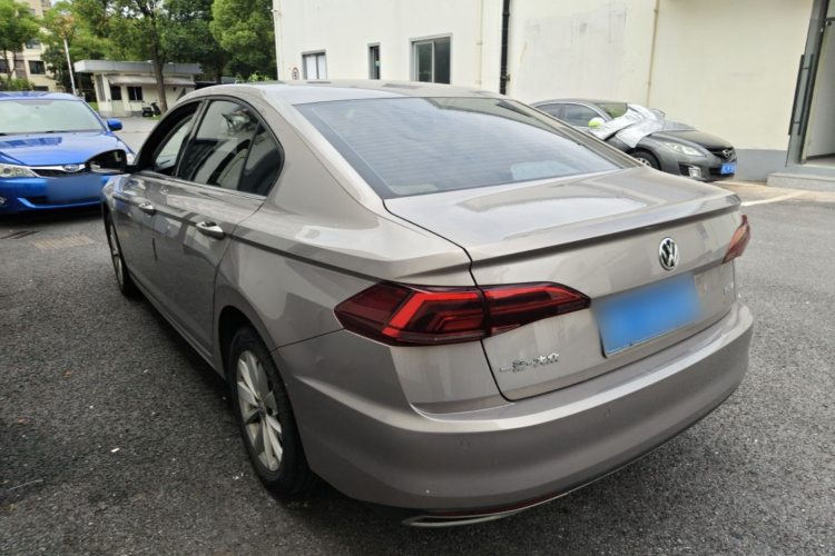 Volkswagen Bora 2019 car image #5