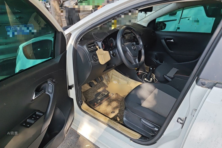 Volkswagen Polo 2019 car image #18