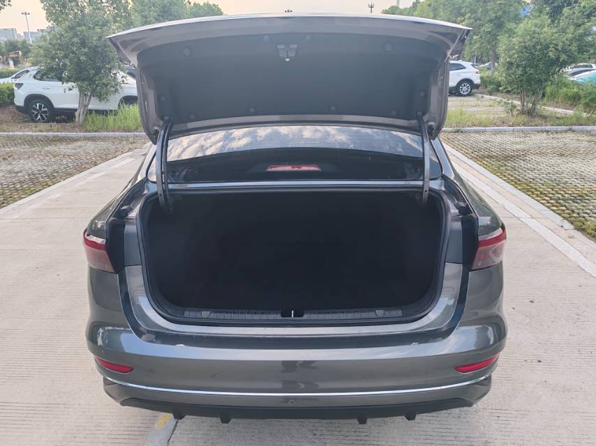 GEELY Emgrand 2022 car image #8