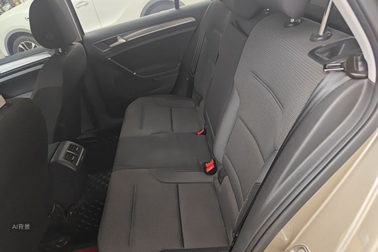 Volkswagen Golf 2015 car image #19