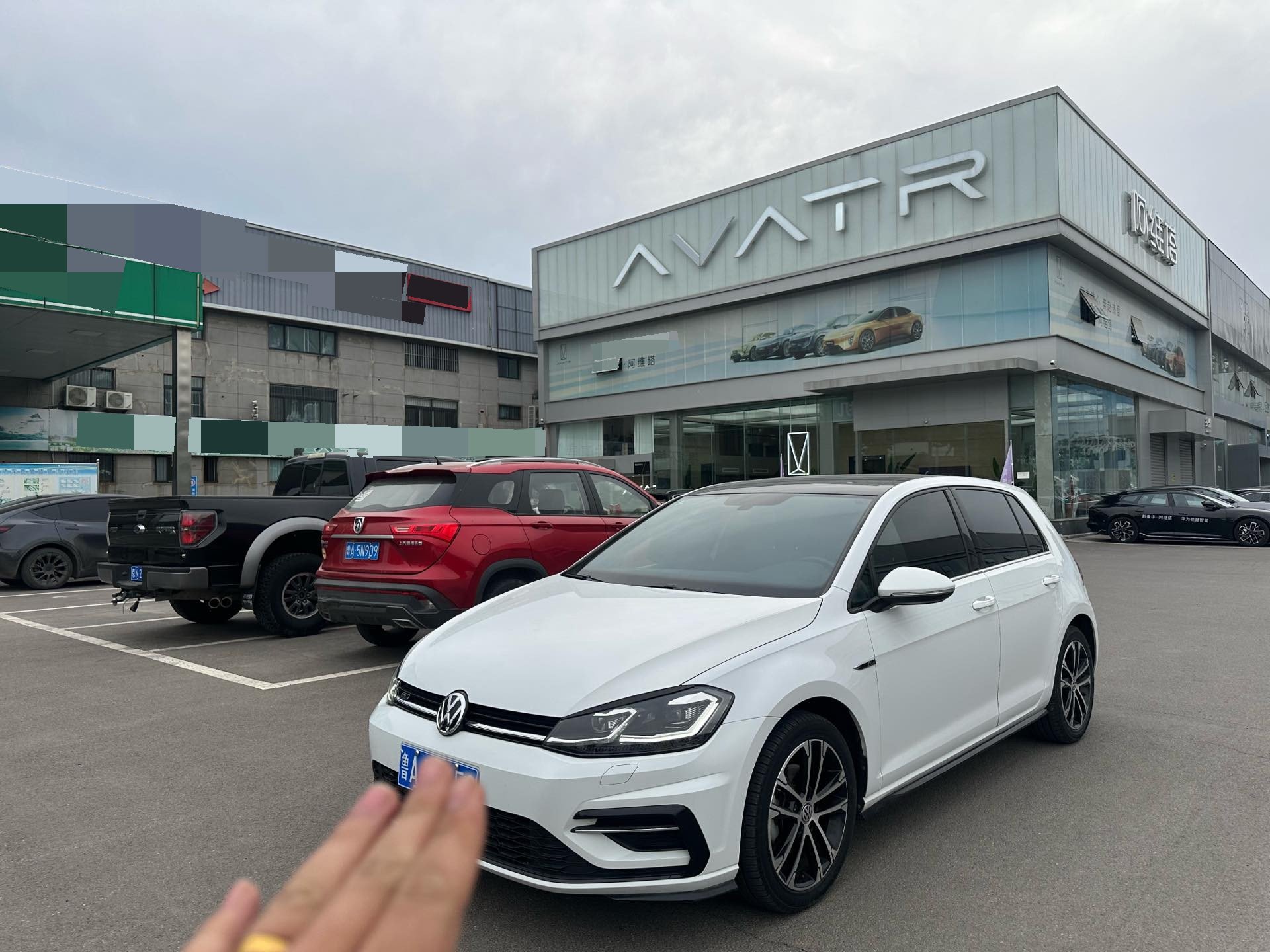 2019 2019 car image