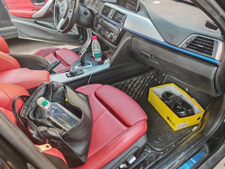 BMW 3 Series 2018 #4 BMW 3 Series 2018 car image #4