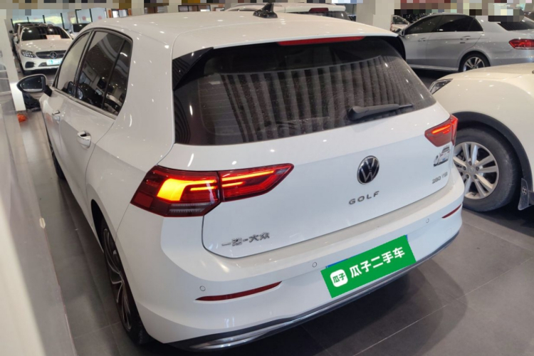 Volkswagen Golf 2021 imagen de coche #5