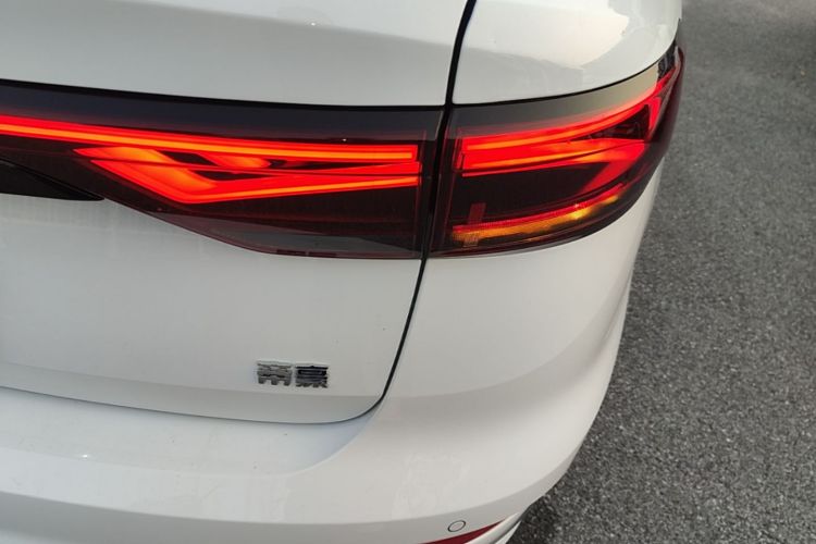 GEELY Emgrand 2025 #8 GEELY Emgrand 2025 immagine di auto #8