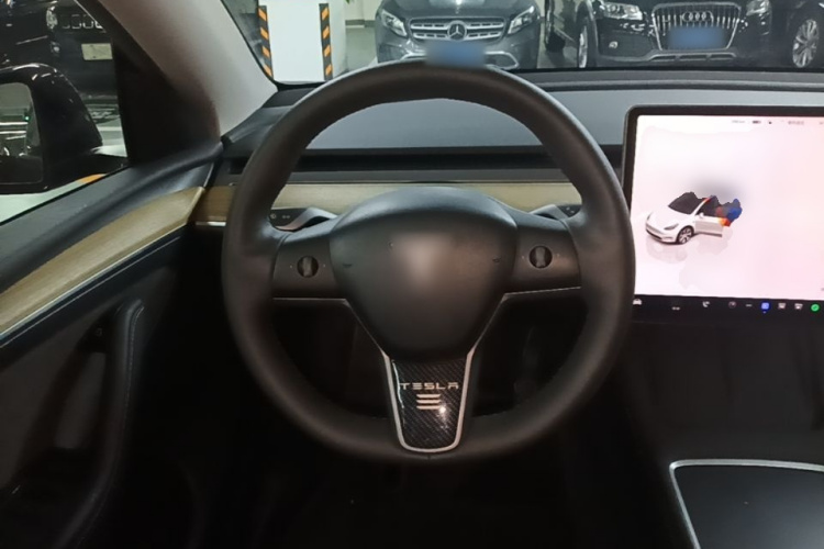 Tesla Model Y 2023 #11 Tesla Model Y 2023 immagine di auto #11