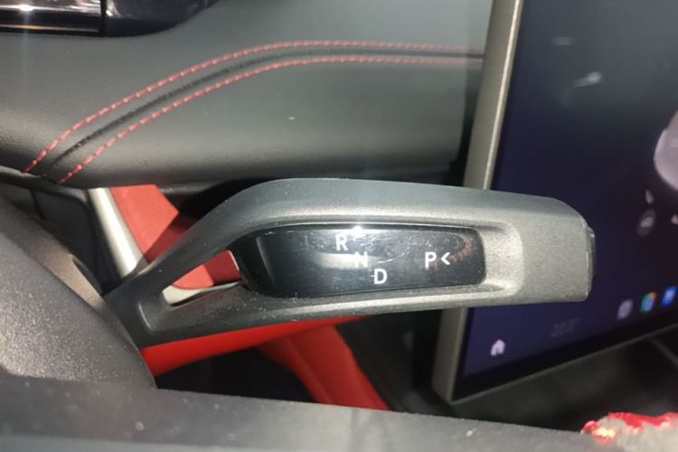 MI SU7 2025 car image #14