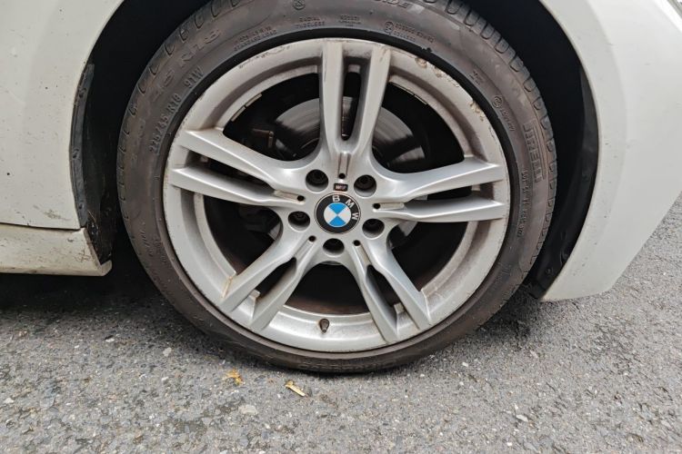 BMW 3 Series 2017 car image #6