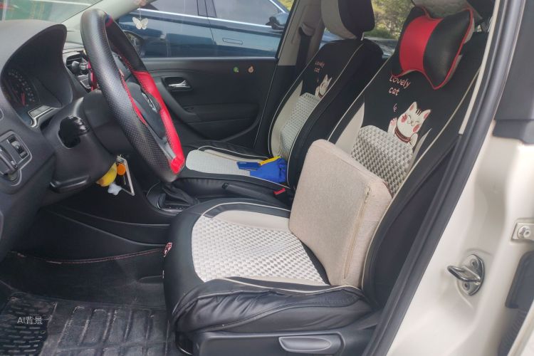 Volkswagen Polo 2015 изображение автомобиля #17