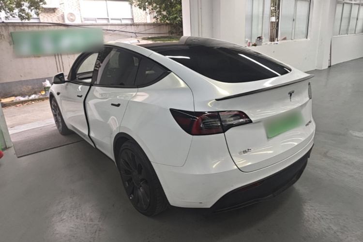 Tesla Model Y 2021 #5 Tesla Model Y 2021 car image #5