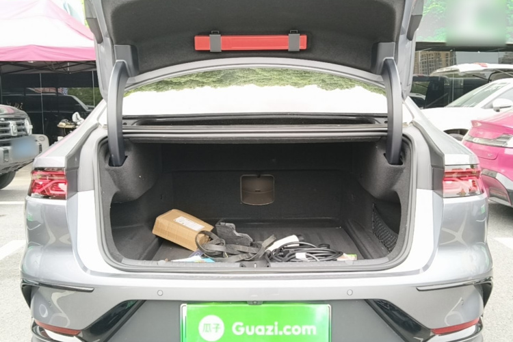 BYD Han 2023 car image #21