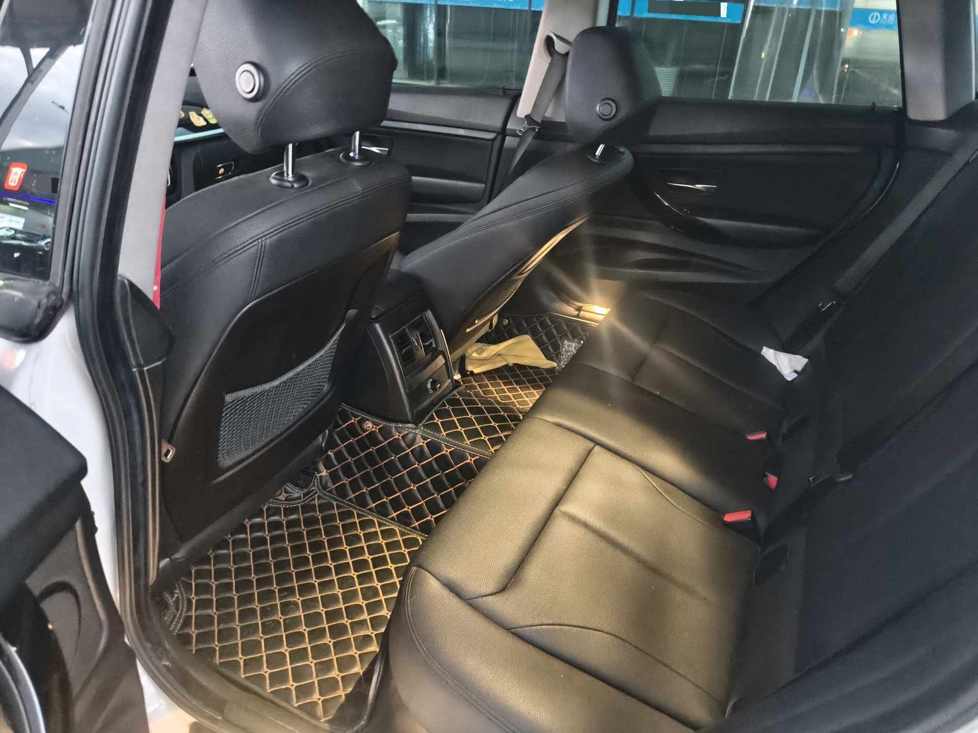 BMW 3 Series GT 2018 #8 BMW 3 Series GT 2018 car image #8