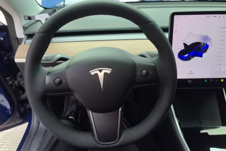 Tesla Model 3 2020 #11 Tesla Model 3 2020 car image #11