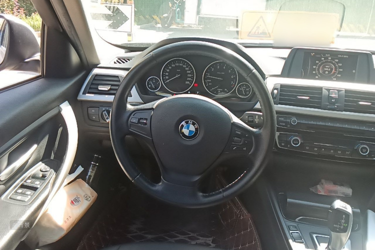 BMW 3 Series 2016 #12 BMW 3 Series 2016 car image #12