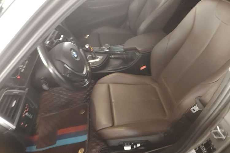 BMW 3 Series 2019 #15 BMW 3 Series 2019 car image #15