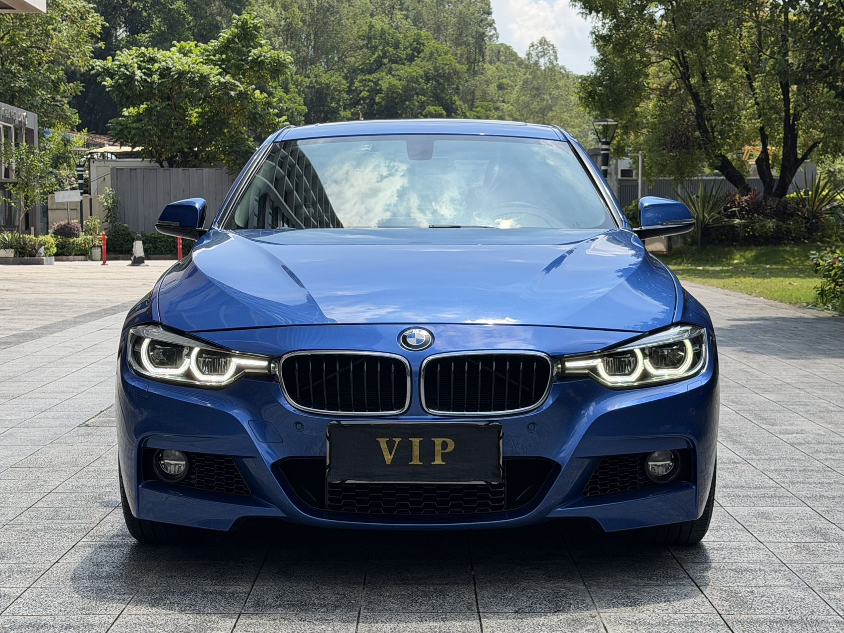 BMW 3 Series 2018 #2 BMW 3 Series 2018 car image #2