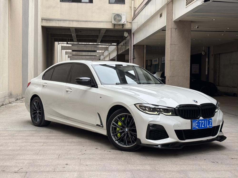 BMW 3 Series 2019 #3 BMW 3 Series 2019 car image #3