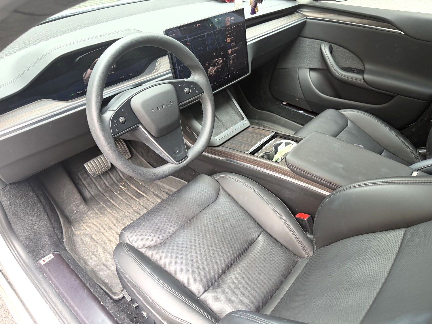 Tesla Model S 2023 car image #4