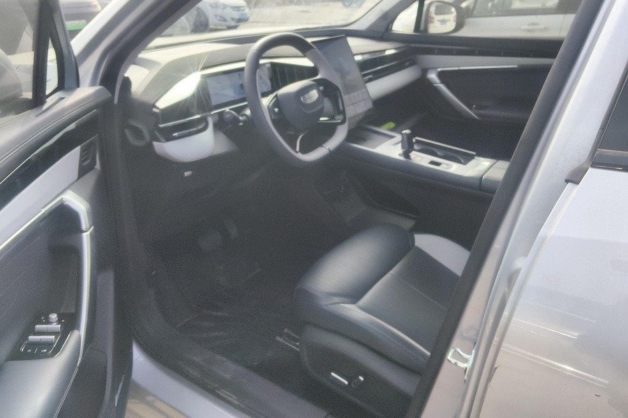 GEELY Boyue L 2025 imagem de carro #3