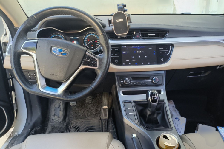 GEELY Emgrand 2018 #11 GEELY Emgrand 2018 car image #11