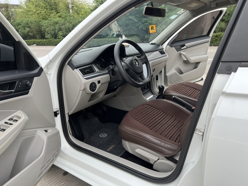 Volkswagen Bora 2017 imagem de carro #7