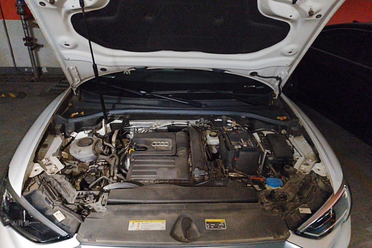 Audi Q3 2021 car image #22