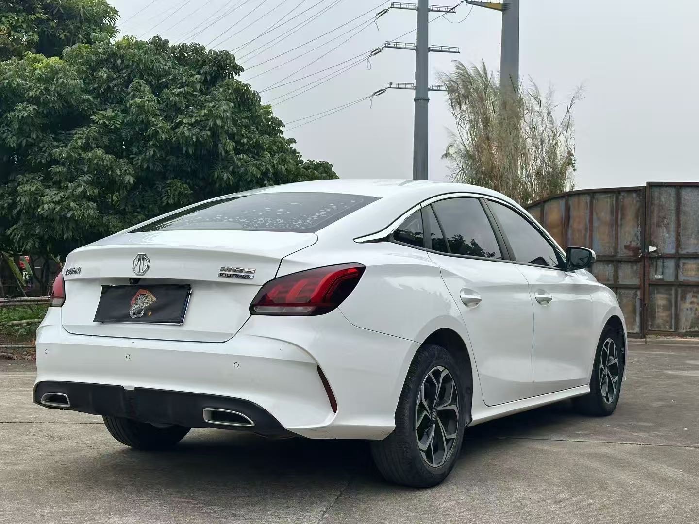 MG 5 2023 imagen de coche #4