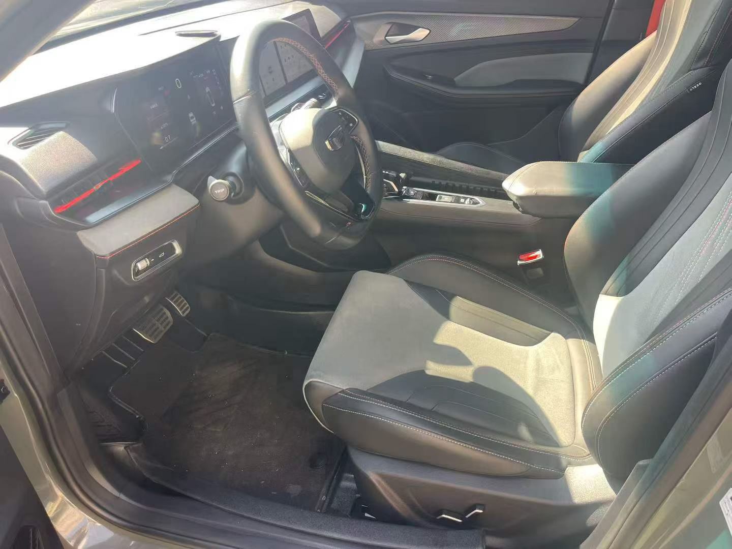GEELY Binray 2023 #4 GEELY Binray 2023 изображение автомобиля #4