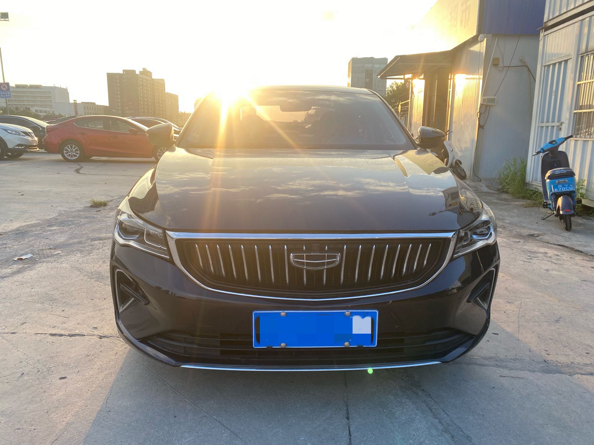 GEELY Emgrand 2023 immagine di auto #2
