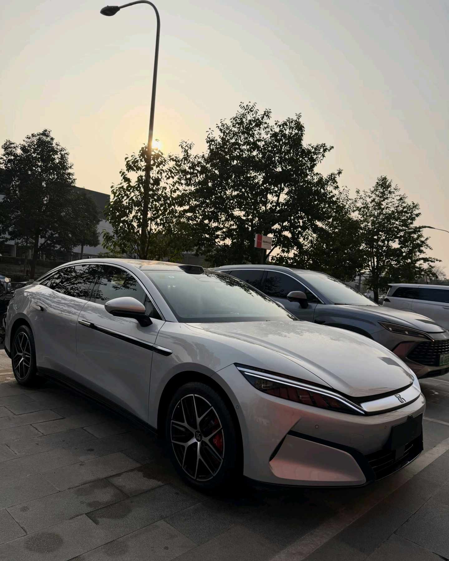 比亚迪 汉L 2025 汽车图片 #2